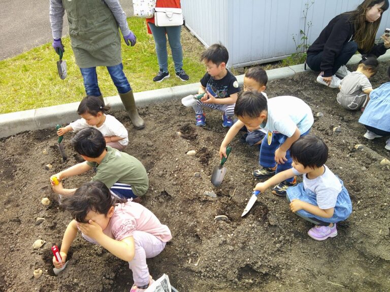 山形市児童遊戯施設「べにっこひろば」