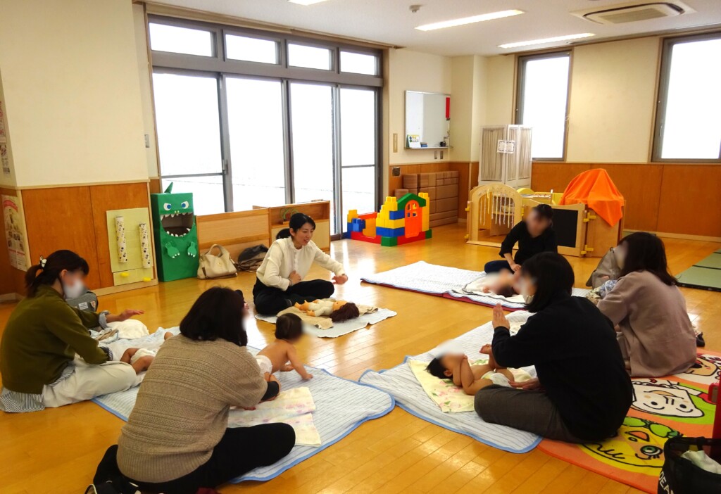 ベビーマッサージ👶北原景子先生（予約いっぱいになりました。キャンセル待ちになります。）・午後～おひなさま制作🎎おひな様に変身！写真ブース